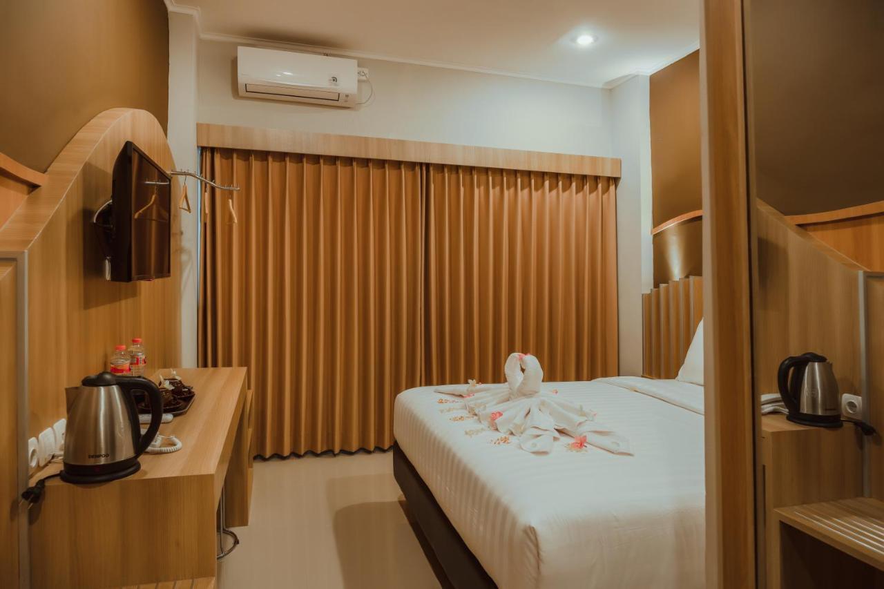 Panfila Hotel Kuta  Kültér fotó