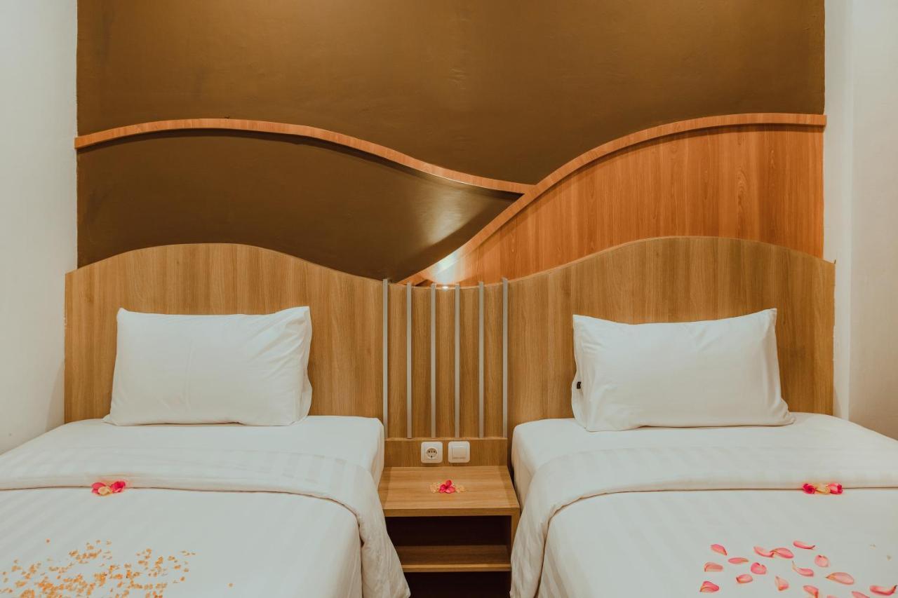Panfila Hotel Kuta  Kültér fotó
