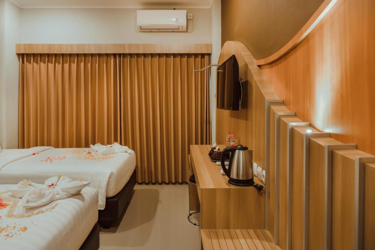Panfila Hotel Kuta  Kültér fotó