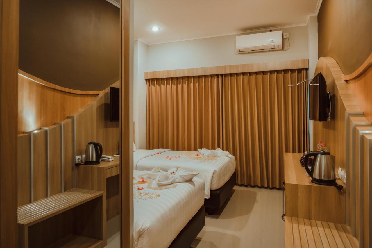 Panfila Hotel Kuta  Kültér fotó