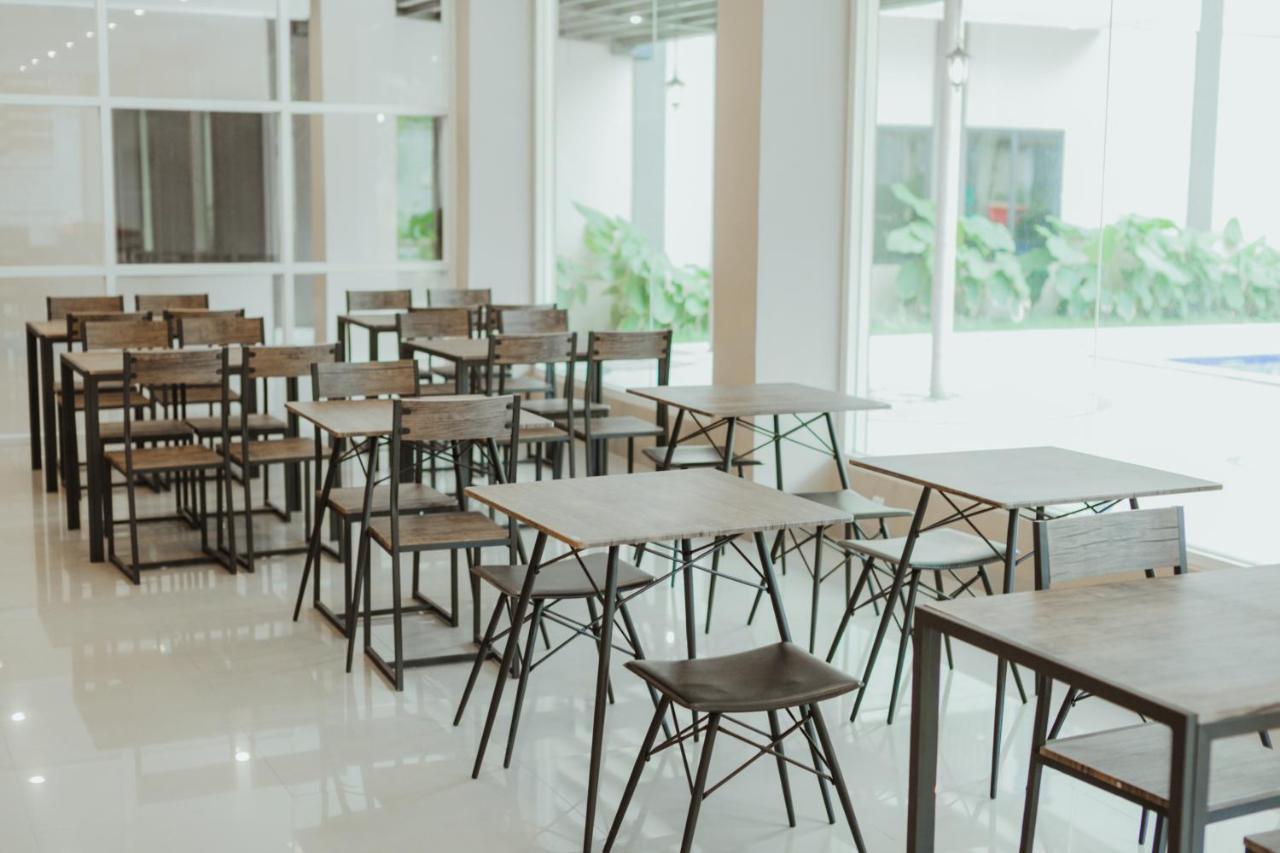 Panfila Hotel Kuta  Kültér fotó