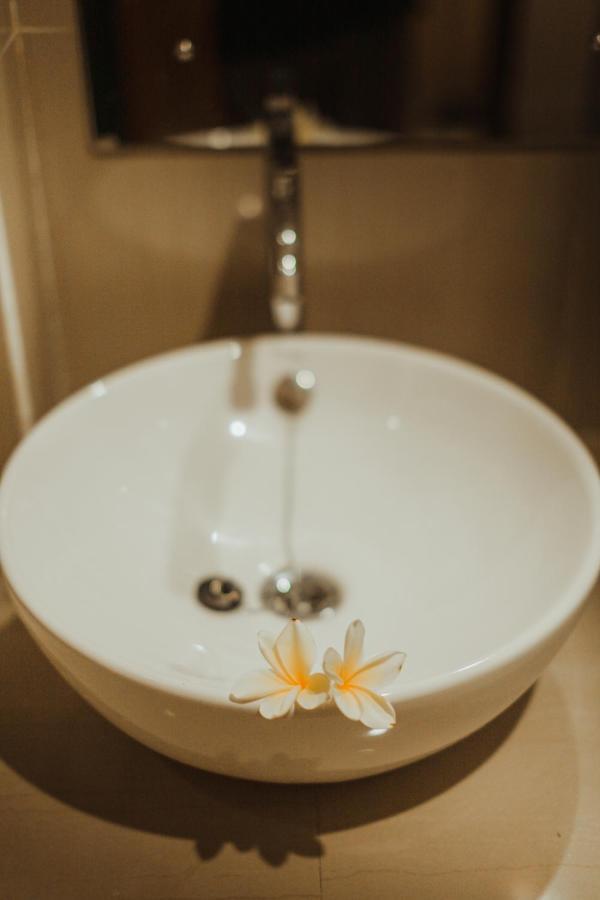 Panfila Hotel Kuta  Kültér fotó