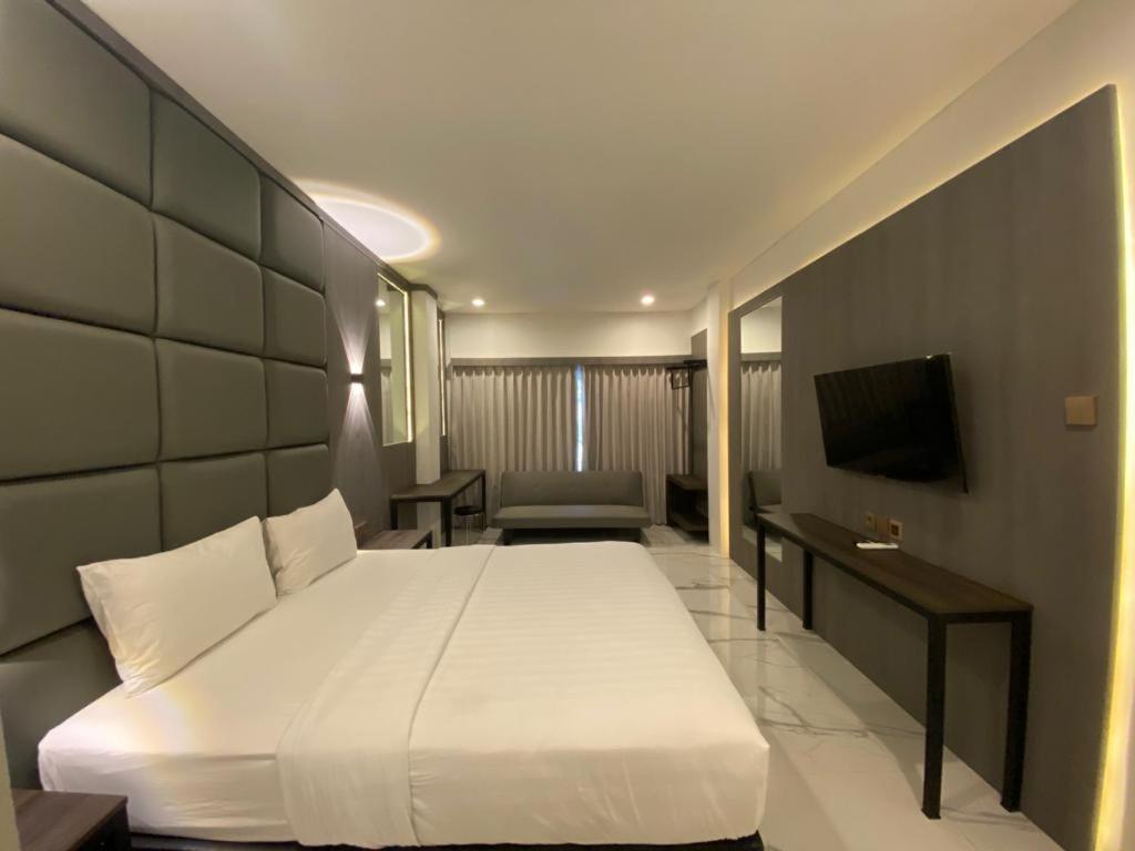 Panfila Hotel Kuta  Kültér fotó