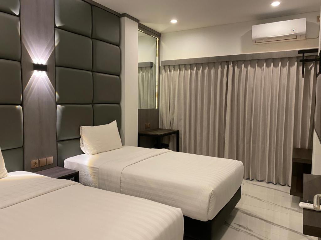 Panfila Hotel Kuta  Kültér fotó